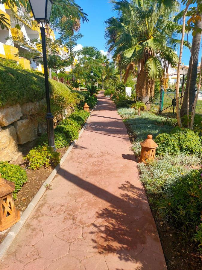 Calanova Sunny Apartment Михас Экстерьер фото