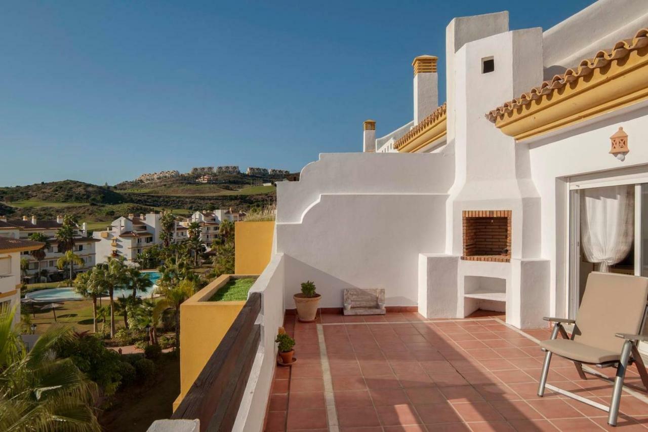 Calanova Sunny Apartment Михас Экстерьер фото